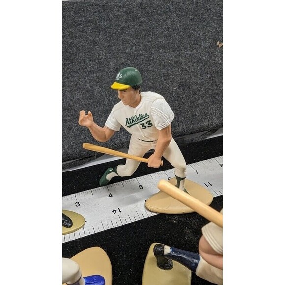 Starting Lineup Figurines (Set of 7) Adjustable MLB, NBA, NFL - Picture 6 of 11